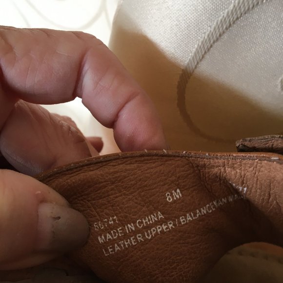 NWOT Clarks - Artisan slip on sandals - Picture 9 of 11